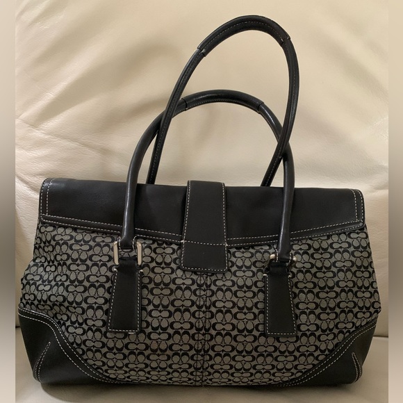 Authentic Coach bag. Perfect condition. Black leather with grey background. - Picture 2 of 6
